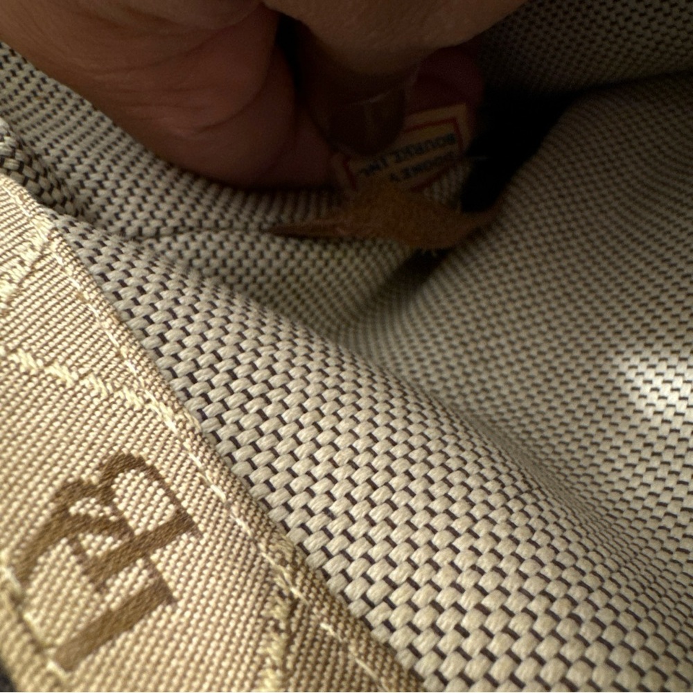 Dooney & Bourke East West Tote Signature Quilt Tan & Brown Stitching EUC - Picture 16 of 16